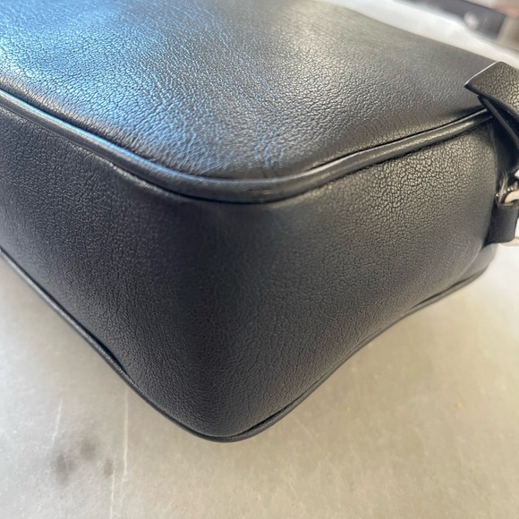 Authentic ( YSL) Saint Laurent Lou Camera Bag, Leather Small Black Crossbody - Picture 2 of 16